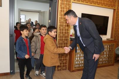 Başkan Arıcı, ilkokul öğrencilerini ağırladı