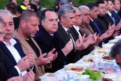 Başkan Dutlulu, Soma Termik Santrali işçilerini iftarda ağırladı