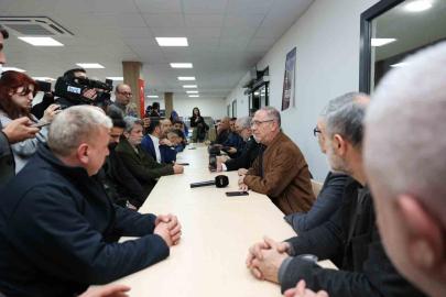 Başkan Yapar, basın mensuplarıyla iftar sofrasında bir araya geldi