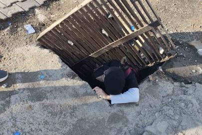 Bastığı gider mazgalı kayan kız öğrenci, 1 buçuk metrelik çukura düştü