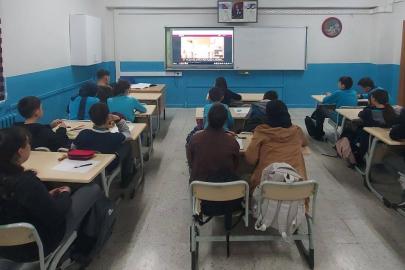 Bayburt’ta öğrencilere finansal okuryazarlık eğitimi verildi