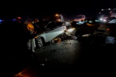 Bayram dönüşü trafiğinde zincirleme kaza: 5 araç birbirine girdi