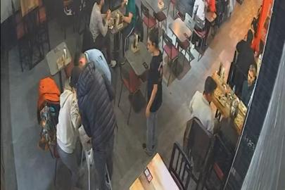 Bebeği Heimlich manevrası ile kurtardı