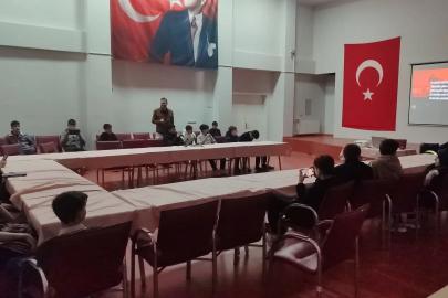 Bilecik’te çocuklardan eğlenceli karaoke gecesi