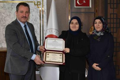 Bilecik’te hafızlık icazet belgeleri sahiplerine takdim edildi