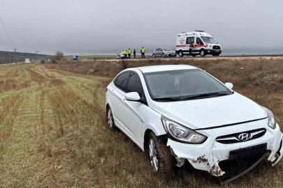 Bilecik’te ıslak yol kazaya neden oldu: 2 yaralı
