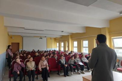 Bilecik’te ortaokul öğrencilerine ‘Ramazan Bilinci’ konulu konferans