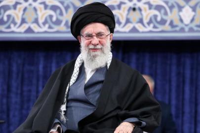 Bir devir sona erdi: İran Devlet Televizyonu Hamaney'in öldürüldüğünü doğruladı