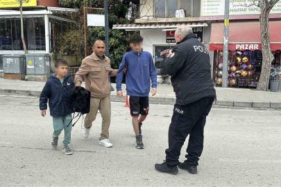 Burdur’da 2 genç tanımadığı bir kişi tarafından bıçaklandı