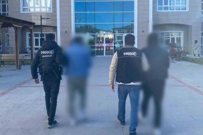 Burdur’da uyuşturucu operasyonları: 5 tutuklama