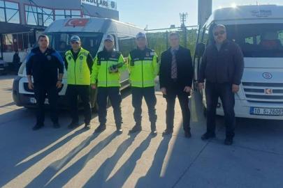 Burhaniye’de okul servisleri denetlendi