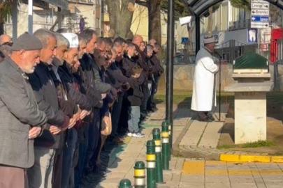 Bursa’da 7 yaşındaki Gökçe son yolculuğuna uğurlandı