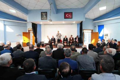 Büyükşehir Belediye Başkanı Dutlulu, Salihli’de muhtarlarla buluştu