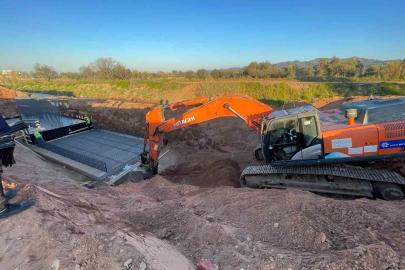 Büyükşehir’den 17 ilçede eş zamanlı ulaşım altyapısı çalışması