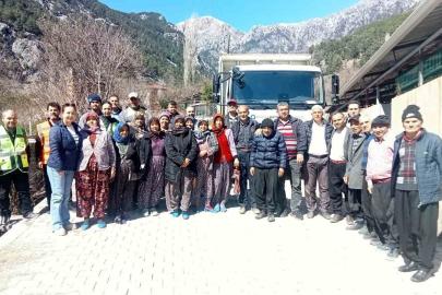 Büyükşehir’den üreticilere ipekböceği besleme tablası desteği