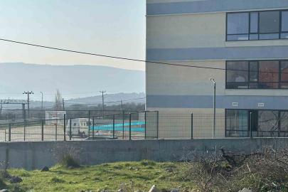 Çanakkale’de lise öğrencisi okulun 3. katından atlayarak hayatını kaybetti