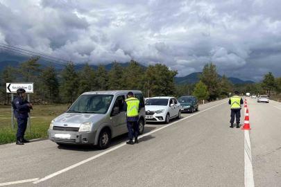 Çeşitli suçlardan aranan 38 şahıs tutuklandı