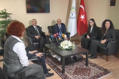 CHP’den DEM Partiye bayram ziyareti