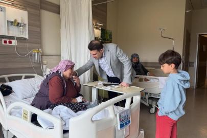 Çivril protokolü bayramda vatandaşlar ve görevi başındaki personeli yalnız bırakmadı