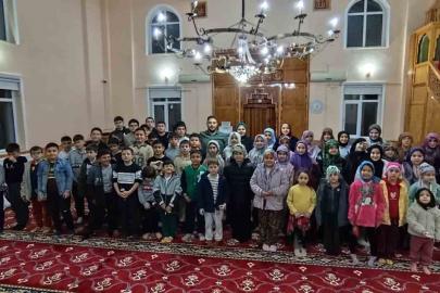 Çocuklar bu projeyle teravihe koşuyor