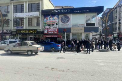 Çorum’da balıkçı baba ve oğlu 100 kasa ücretsiz balık dağıttı