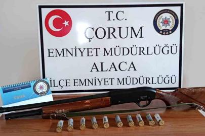 Çorum’da evinin penceresinden ateş açan şahıs polisleri harakete geçirdi