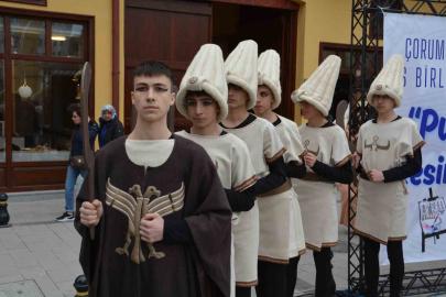 Çorum’da Puduhepa anısına görsel eserler sanatseverlerin beğenisine sunuldu