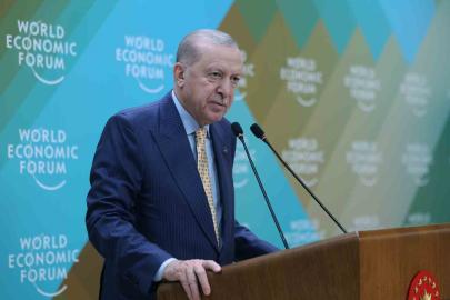 Cumhurbaşkanı Erdoğan: "Enerji piyasalarında üretim, bilişim, ulaşım ve ticaret ağlarının işleyişine kadar geniş bir alanda savaşın olumsuz etkilerini tüm dünya hissediyor"