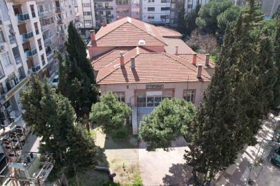 Çuval parasıyla kurulan miras, kitap ve sanatla yaşayacak