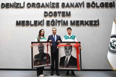Denizli Model Fabrikayı açan Bakan Kacır, DOSTEM öğrencileriyle bir araya geldi