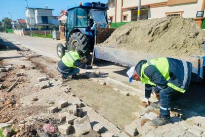 Didim Belediyesi Akbük’te saha çalışmalarını sürdürüyor