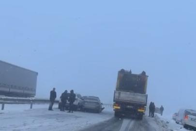 Diyarbakır’da 10 araçlı zincirleme kaza