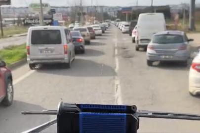 Diyarbakır’da itfaiye ekiplerine ‘fermuar’ sistemiyle yol verdiler