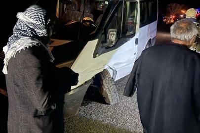 Diyarbakır’da minibüs ile otomobil çarpıştı: 1 yaralı