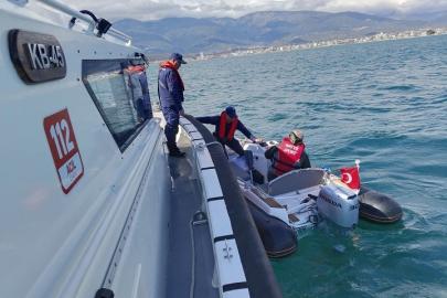 Edremit’te botta mahsur kalan şahıs kurtarıldı