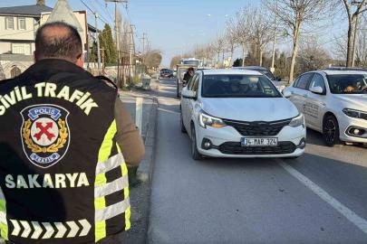 Emniyet şeridinde gidenler drona yakalandı: 10 dakikada 15 araca 300 bin lira ceza