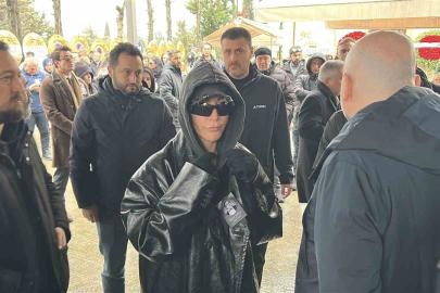 Erol Köse son yolculuğuna uğurlanıyor