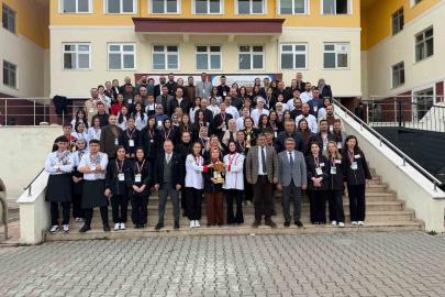 Eskişehirli genç şefler mutfakta devleşti: Kırşehir’den madalyalarla döndüler
