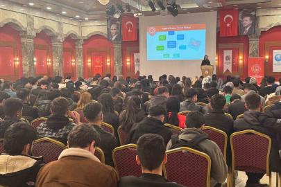 Fırat Üniversitesi öğrencilerine kadına yönelik şiddetle mücadele eğitimi