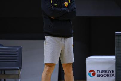 Göztepe Voleybol’da Ataman Güneyligil ile yollar ayrıldı