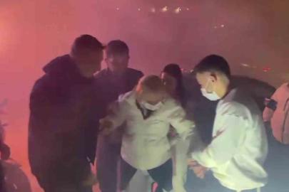 Hastanede tedavi gören kanser hastası kadına arkadaşlarından 8 Mart sürprizi