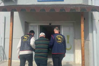 Hatay’da sahte isimle, sigortasız işlerde çalışarak  9 yıldır kaçan aranan şahıs JASAT operasyonuyla yakalandı