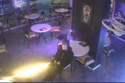 Hırsızlığın böylesi... Hırsızlık için girdiği kafede ısındı, yemek yedi