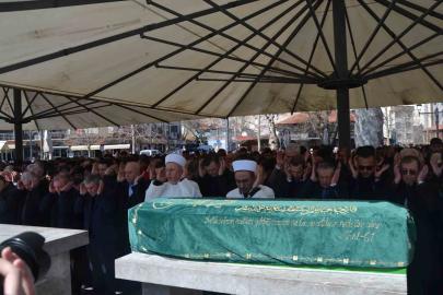 İş adamı Sinan Ergüven son yolculuğuna uğurlandı