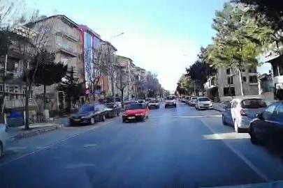Isparta’da tehlikeli sollama kamerada: Kazadan kıl payı kurtuldu
