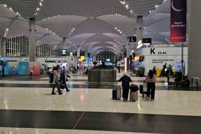 İsrail-İran gerginliği uluslararası uçuşları etkiledi: 227 uçuş iptal edildi