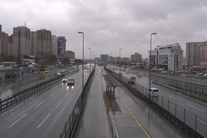 İstanbul’da bayram sabahı yollar boş kaldı