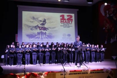 İstiklal Marşı’nın Kabulü ve Mehmet Akif Ersoy’u Anma Programı Edremit’te gerçekleştirildi