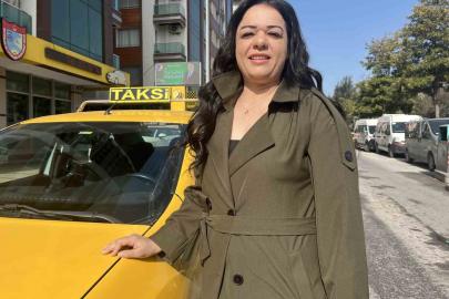 İzmir’de taksi direksiyonunda kadın gücü