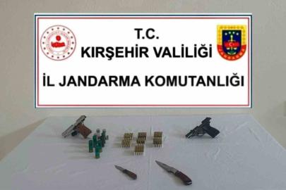 Jandarmadan ruhsatsız silah operasyonu